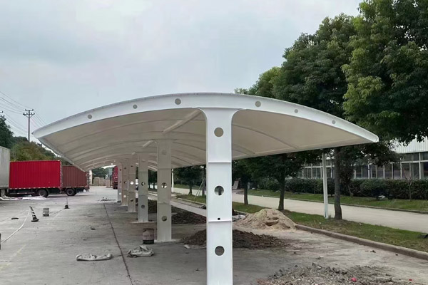 膜結(jié)構(gòu)鋼材加工：嚴(yán)格遵循這些標(biāo)準(zhǔn)，確保工程品質(zhì)