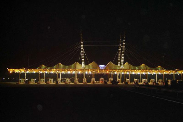 選擇膜結(jié)構(gòu)膜布批發(fā)的優(yōu)勢：品質(zhì)保障，成本優(yōu)化，應(yīng)用廣泛